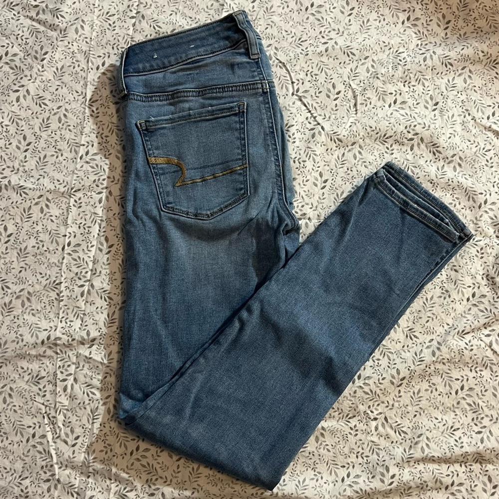 Women’s American Eagle Jeans
